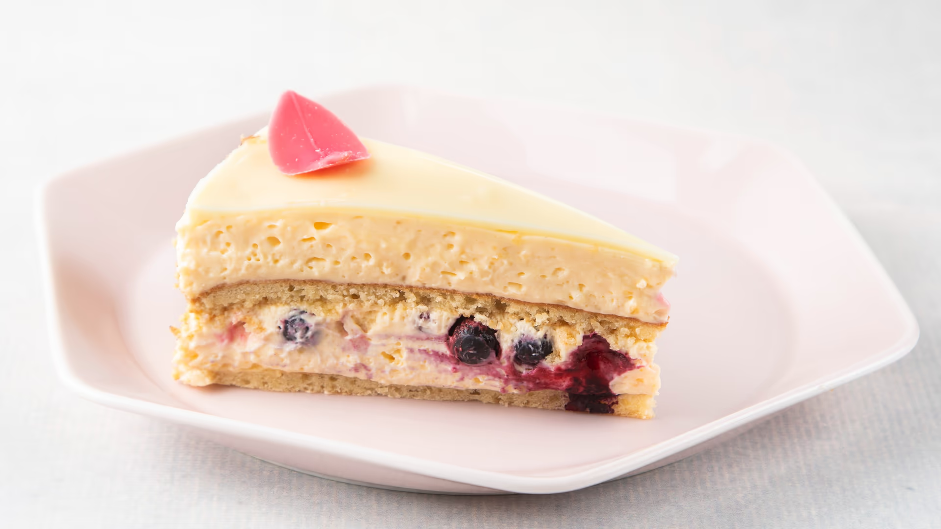 Bezglutenski voćni kolač